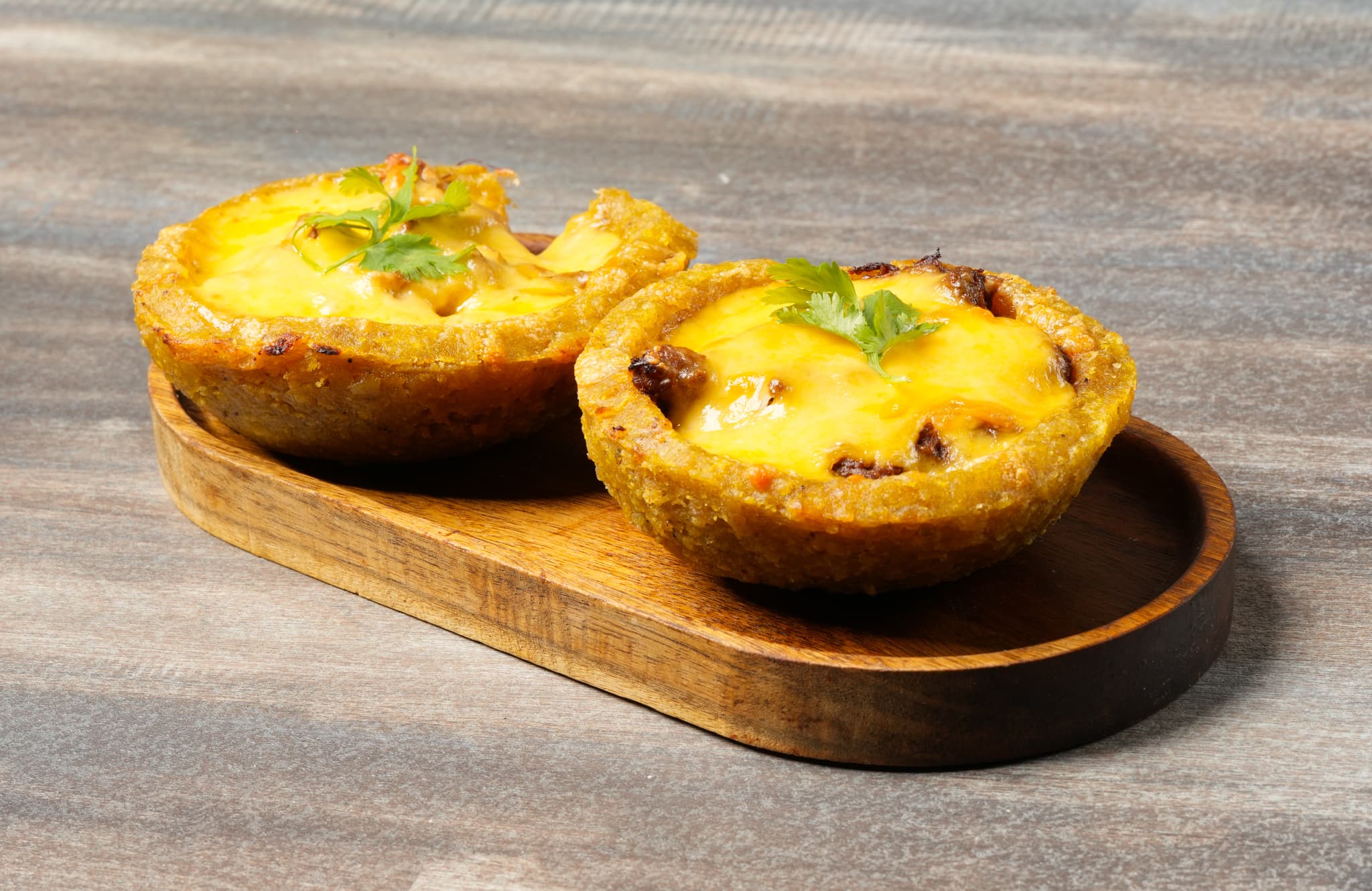 Tostones rellenos at Tiempos Calle 8